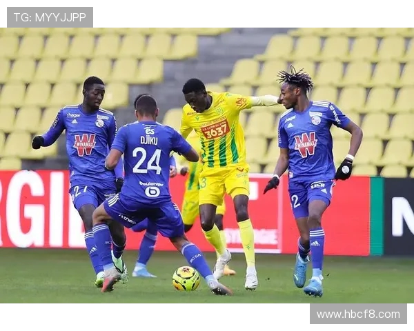 法甲马赛红牌时刻：马赛队员在比赛中的红牌时刻与影响