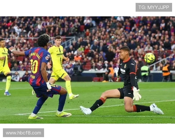 巴萨中场佩德里预计将首发迎战比利亚雷亚尔全力争胜